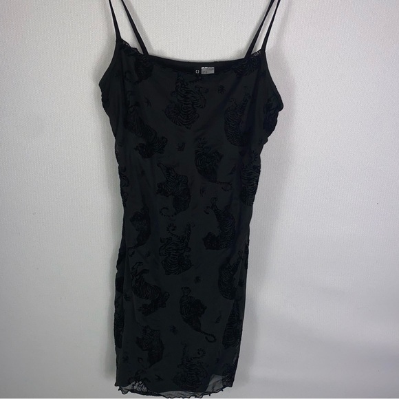 h&m black dragon dress Black Floral Print Mini Dress